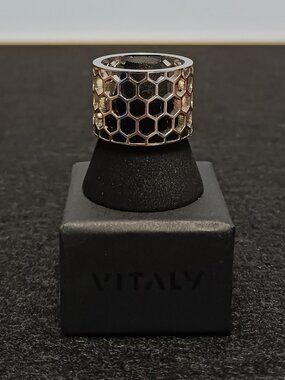 Vitaly Hive ring